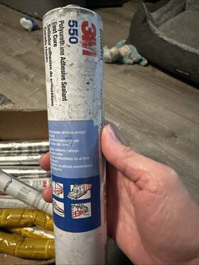 3m 048011627953 Polyurethane Adhesive Sealant Grey 550 10.5 Oz No Tip