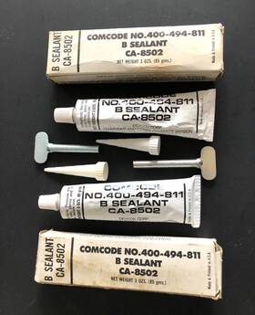 400-494-811 Devcon B Sealant Ca-8502 Lot Of 2 Comcode No. 3 Oz Corp