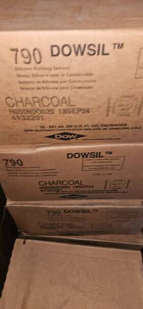 H050n90020 Dowsil 790 Silicone Building Sealant Charcole Of 16- Sausage Expired
