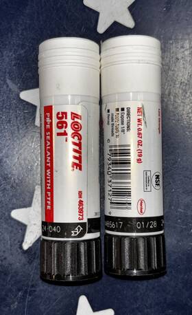 463973 Loctite 2x 561 19g Ptfe Pipe Sealant 0.67 Fl. Oz. Exp 01/28 Two Tubes
