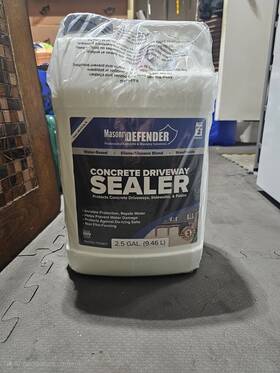 Masonrydefender 709057000840 Concrete Sealer For Driveways Patios And Sidewalks - Deep Penetrating Water R
