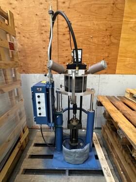 Xd2-48 Nordson 1 Rhino Xd2 48 Bulk Unloader Adhesive And Sealant Dispenser