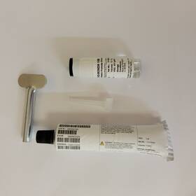 50-02-1030-0000 Parker Chobond 1030 Conductive Adhesive Emi Shielding Epoxy