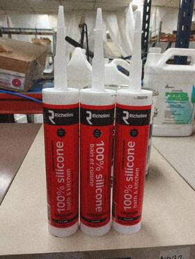 94160012 Richelieu 3 100% Silicone Translucent Mildew Resistant 10.1fl Oz Tubes- 1015
