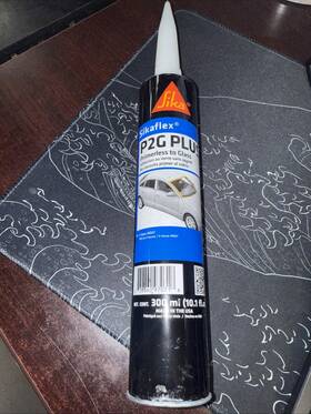 529560 Sikaflex New P2g Plus 300ml/10.1fl.oz Of Primerless Windshield Adhesive