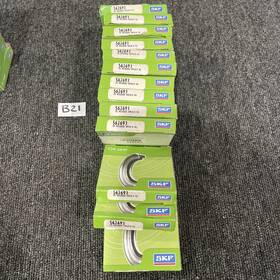 562693 Skf 13 / Oil Seal New In Box