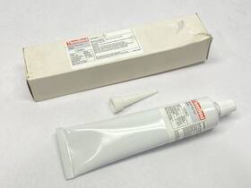 1206c Threebond Silicone Type Liquid Gasket 200g Expired 2020 09
