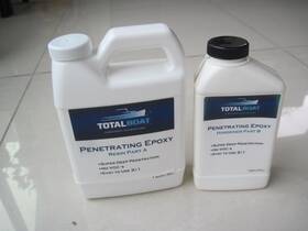 Total Boat 744110745313 Clear Penetrating Epoxy Wood Sealer Stabilizer For Rot Repair And Restoration Qt