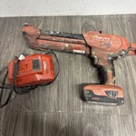 Hilti Hde 500 A-18 Cordless Adhesive Dispenser And Charger #2S4. Fixed Price $125.00.