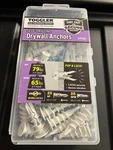 Toggler Snapskru Drywall Anchor 50 Piece Kit 57125 Brand New. Fixed Price $18.00.