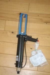 Cox Autoflow 1 Medmix Vra 400B Pneumatic Dispenser Glue Cartridge Applicator. Fixed Price $272.98.
