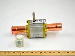 York Johnson Controls Liquid Line Solenoid Valve 025-33281-000 (new Open Box). Fixed Price $455.00.